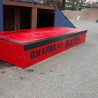 box hubba ledge grind rail gnarbear skate skateboarding